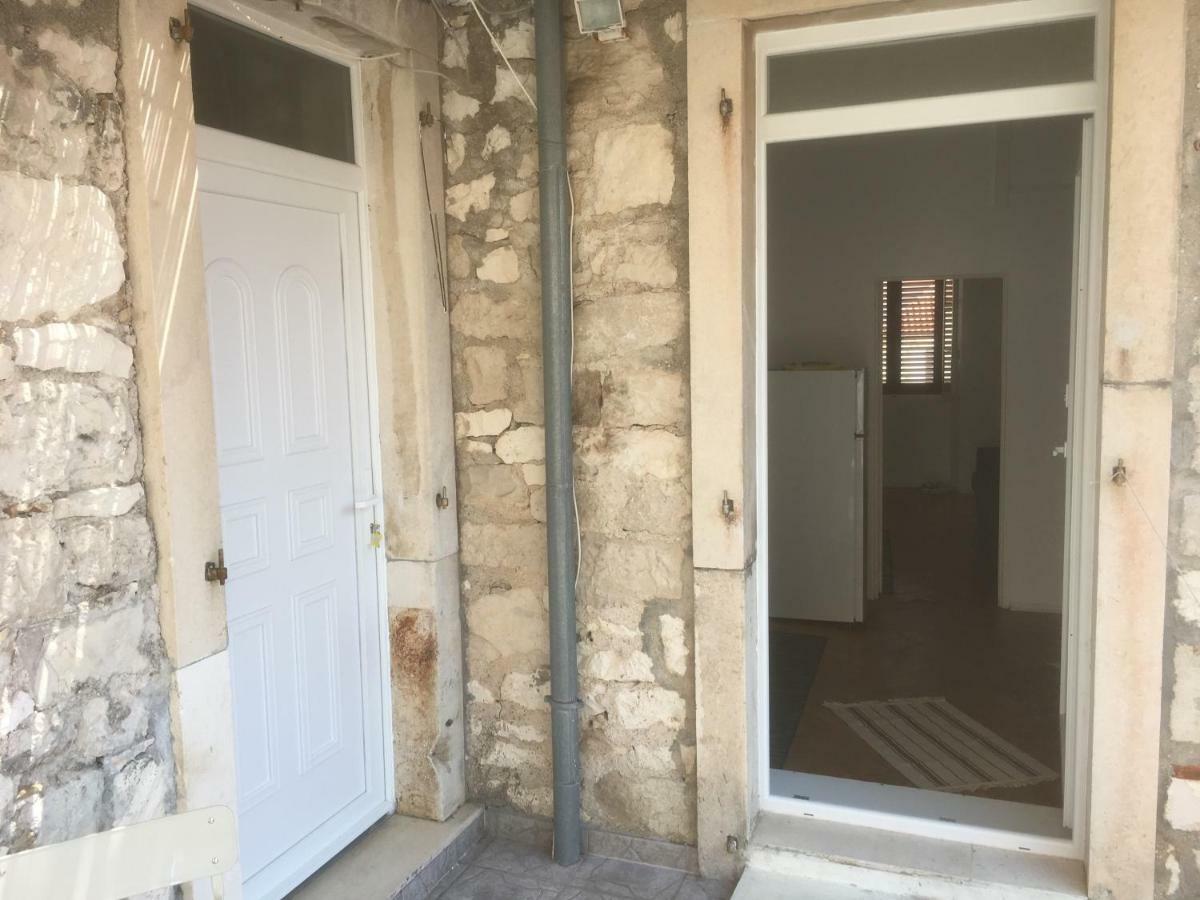 Hvar Piazza Apartment هفار المظهر الخارجي الصورة