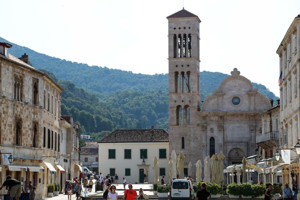 Hvar Piazza Apartment هفار المظهر الخارجي الصورة