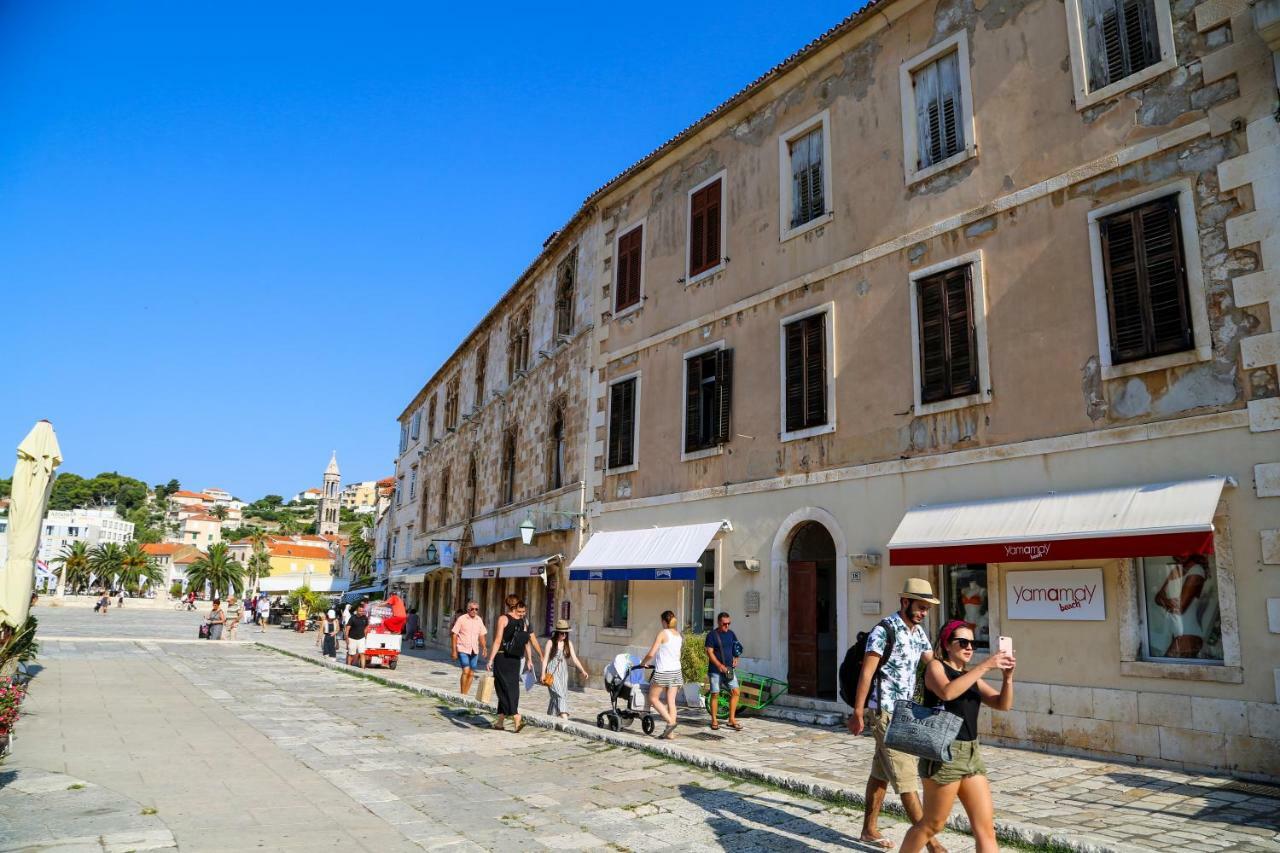 Hvar Piazza Apartment هفار المظهر الخارجي الصورة