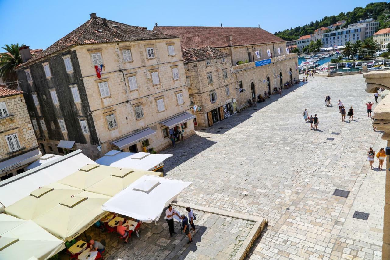 Hvar Piazza Apartment هفار المظهر الخارجي الصورة