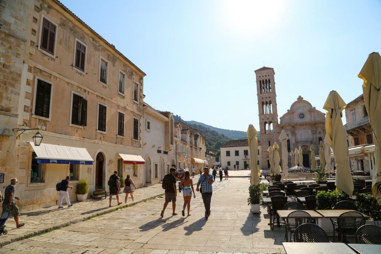 Hvar Piazza Apartment هفار المظهر الخارجي الصورة